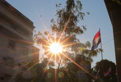 Pronostican miércoles caluroso con vientos del noreste