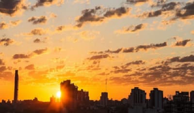 Meteorología pronostica día caluroso con lluvias a partir de la tarde