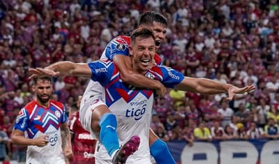 Cerro Porteño gana con Jean como gran figura 