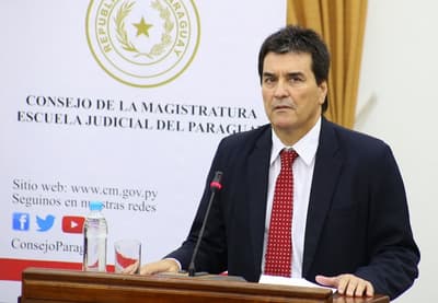 Abdo Benítez confirma a Santander como nuevo ministro de la Corte 