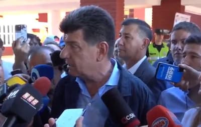 Narcos tomaron colegio electoral, afirma Efraín 