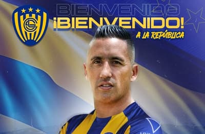 Luqueño confirma fichaje de Lucas Barrios 
