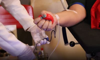Invitan a celebrar el Día de la Amistad donando sangre