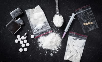 Investigan muerte de adolescente por “sobredosis”