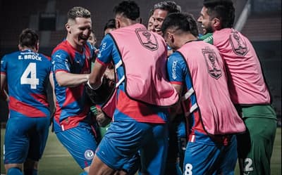 Gracias a los penales el Ciclón avanza en la Copa Paraguay