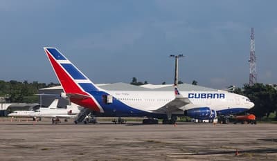Cuba avisa a aerolíneas que ya no tiene combustible de aviación