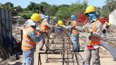 Deuda estatal afecta empleo en construcción pública