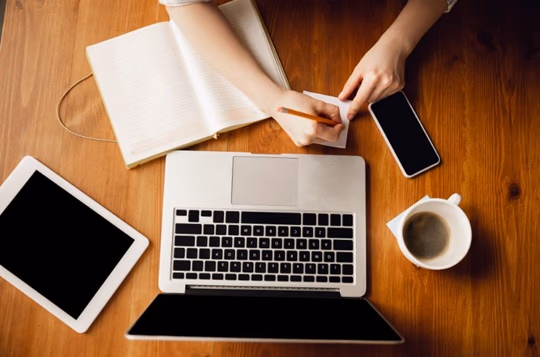 Home office lidera el modelo laboral en el país