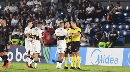 Olimpia empató con Barracas Central por la Sudamericana