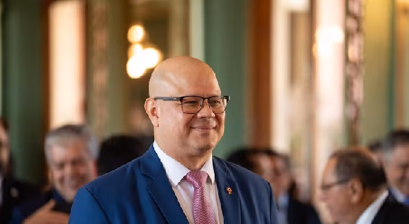 MEF rechaza flexibilizar el límite del déficit fiscal y prioriza deudas