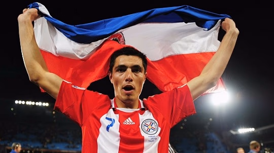 Tacuara Cardozo anuncia su retiro del fútbol profesional