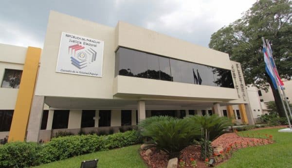 Contrato millonario del TSJE vincula a empresa cercana al entorno presidencial