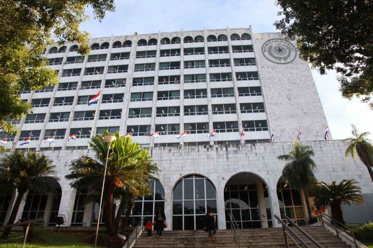 Verifican amenaza de bomba en el Palacio de Justicia