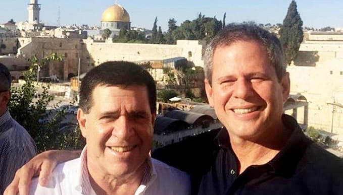 Funcionarios de BNF habrían facilitado lavado a Messer