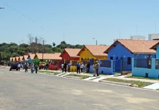 MUVH asumirá millonaria deuda por servicios básicos del Barrio San Francisco