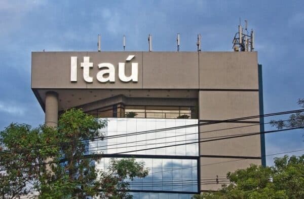 Gerente de Itaú confirma operaciones fraudulentas de hasta G. 30 millones