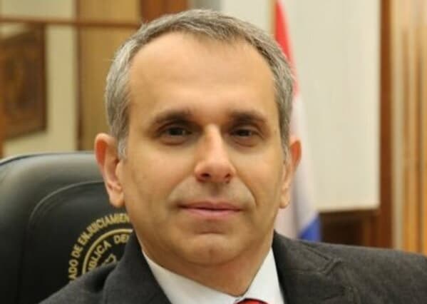 Cardenal solicita desvinculación de Kriskovich de Universidad Católica