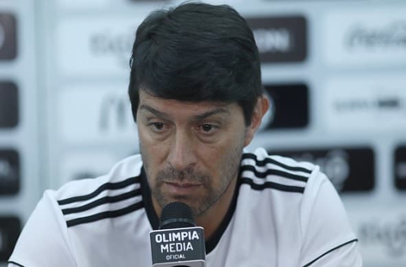 Garnero presentó cheques y cerró cuenta de Olimpia, cuenta directivo