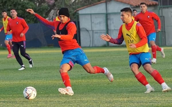 Cerro Porteño se enfrenta este viernes a River Plate