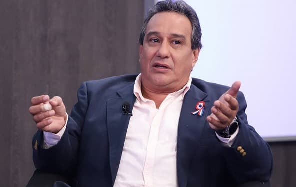 Fiscalía acusa a Hugo Javier por lesión de confianza y pide juicio oral