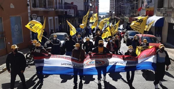 Movilización de docentes sigue en pie con alto nivel de adhesión