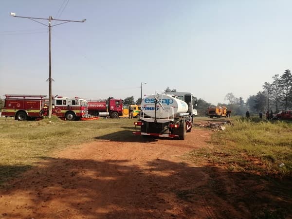 Reportan incendio en cercanías del Rubén Dumot