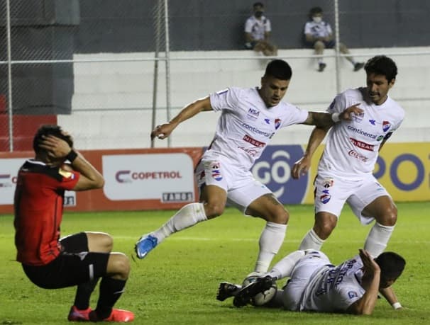 Nacional vence a Libertad con lo justo