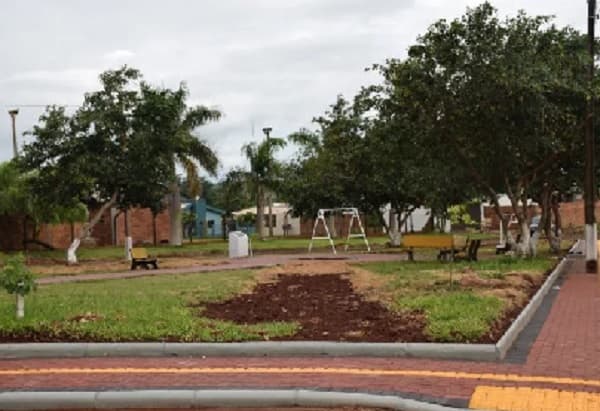 Asesinan a dos hombres en una plaza de Santa Rita