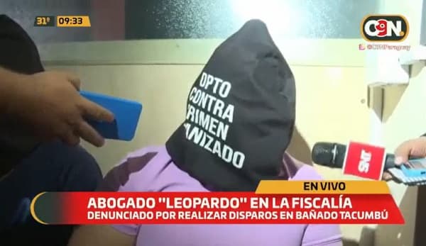 “Abogado Leopardo” dice que armas estaban en la “vía pública a dos metros”