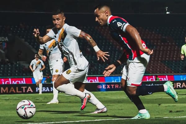 Cerro Porteño y Guaraní igualan en la Nueva Olla