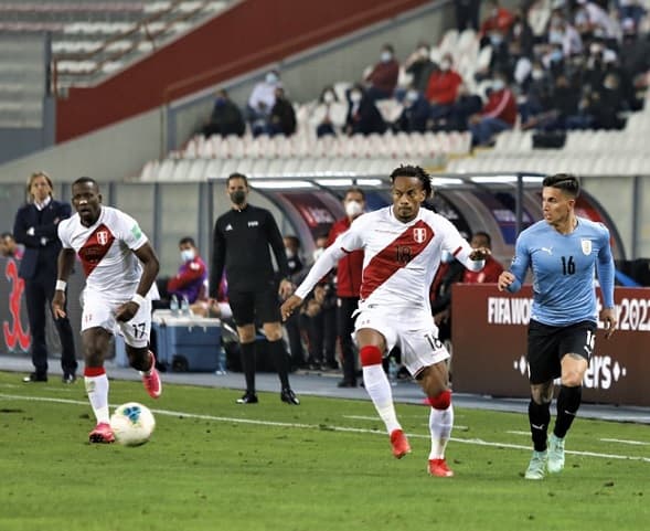 Perú y Uruguay igualan en Lima