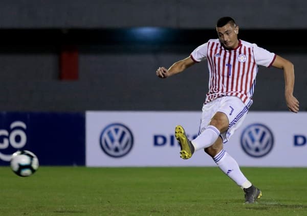 Berizzo completa lista con siete convocados locales