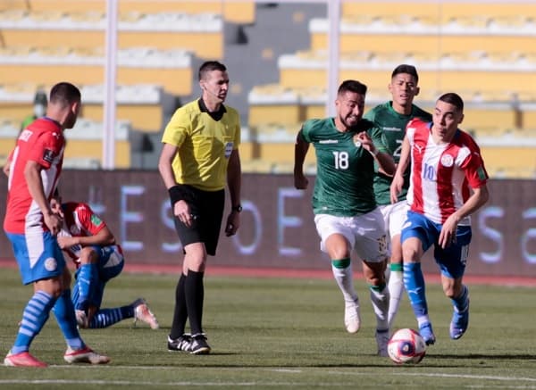 La Albirroja cae humillada y Catar está más lejos que nunca