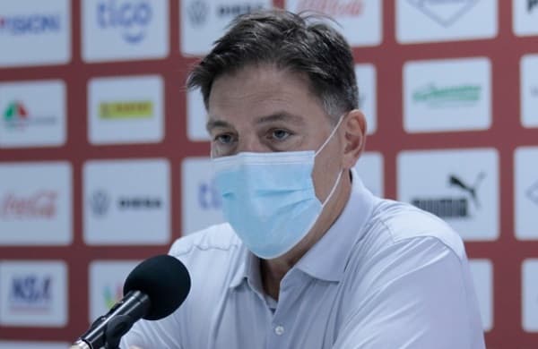 La APF despide a Eduardo Berizzo
