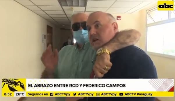 González Daher y “detractor”, entre bromas y abrazos