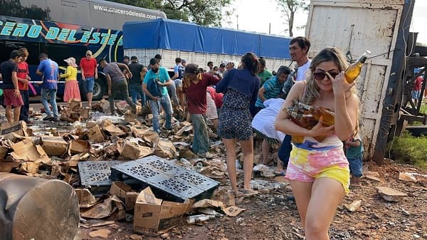 Saqueo de cerveza genera ola de memes