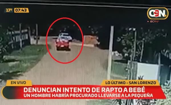 Joven madre denuncia intento de rapto de su bebé