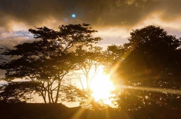 Pronostican lunes cálido a caluroso