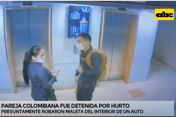Capturan a colombianos captados robando en estacionamiento de shopping