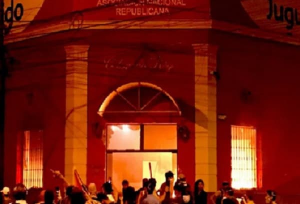 Juez eleva a juicio oral el caso de la quema de Colorado Róga