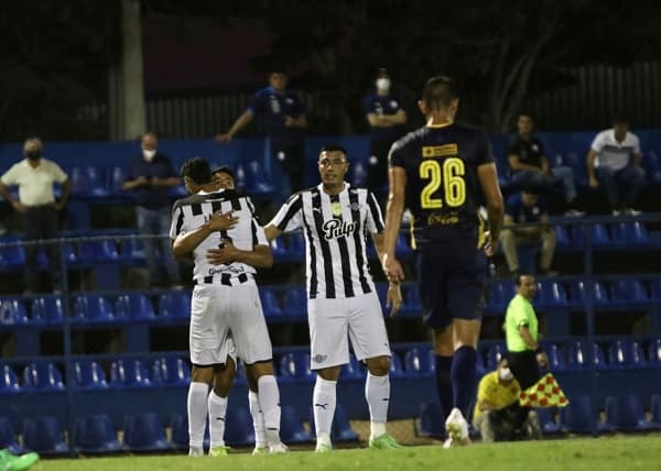 Libertad es el primer semifinalista de la Copa Paraguay