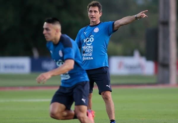 La Albirroja jugará por seguir con la ilusión de llegar a Catar