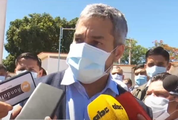 Anuncian reducción de precios de combustibles y gas de Petropar