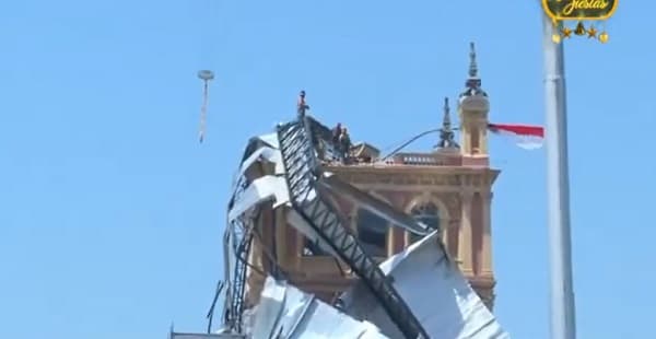 Obreros intensifican trabajos en el Palacio de López tras tormenta