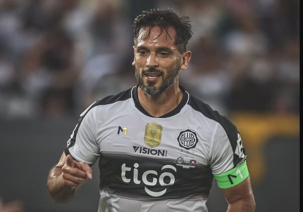 Roque seguirá cobrando a Olimpia con intereses, confirma tesorero