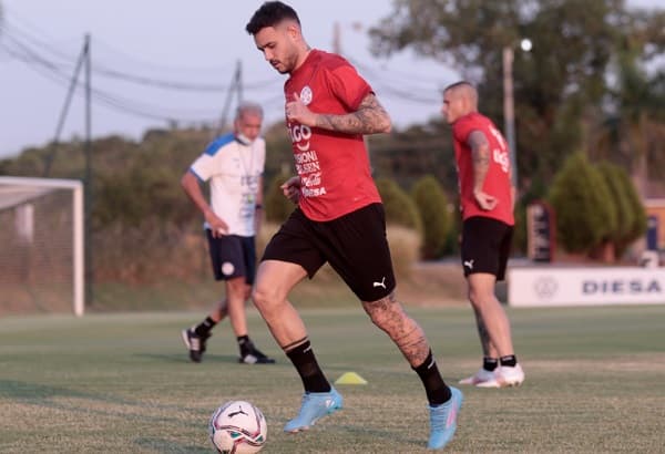 Paraguay jugará su última carta ante Uruguay 
