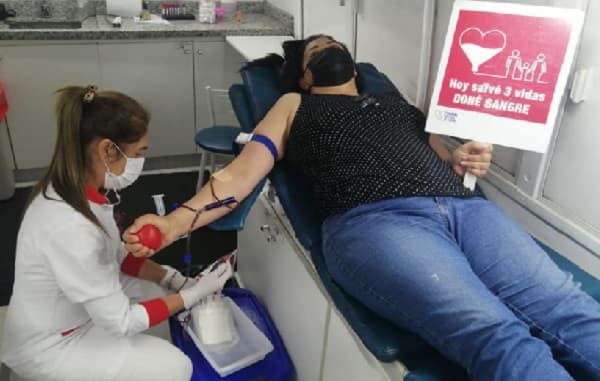 Realizan colecta de sangre para pacientes pediátricos