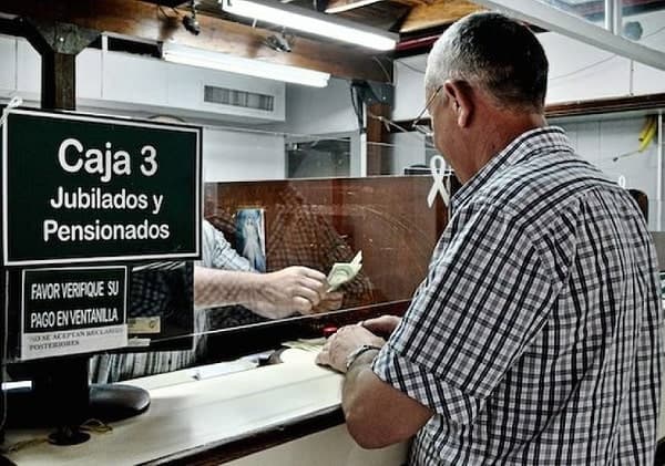 IPS aplica aumento de 6,8% a pensiones de los jubilados
