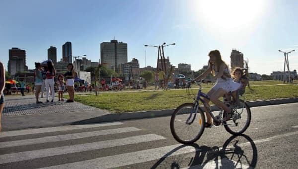 Anuncian altas temperaturas  y chaparrones para el feriado