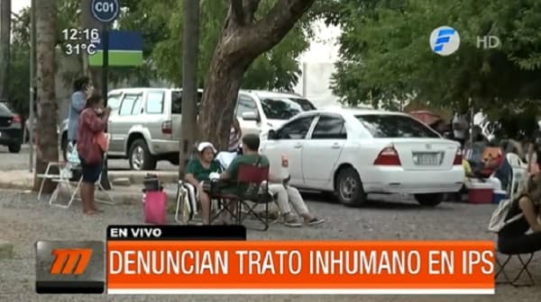 Familiares de pacientes internados en Ingavi denuncian trato inhumano